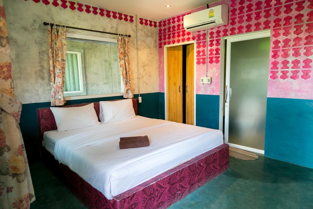 Sundara Guesthouse Nan Ngoại thất bức ảnh