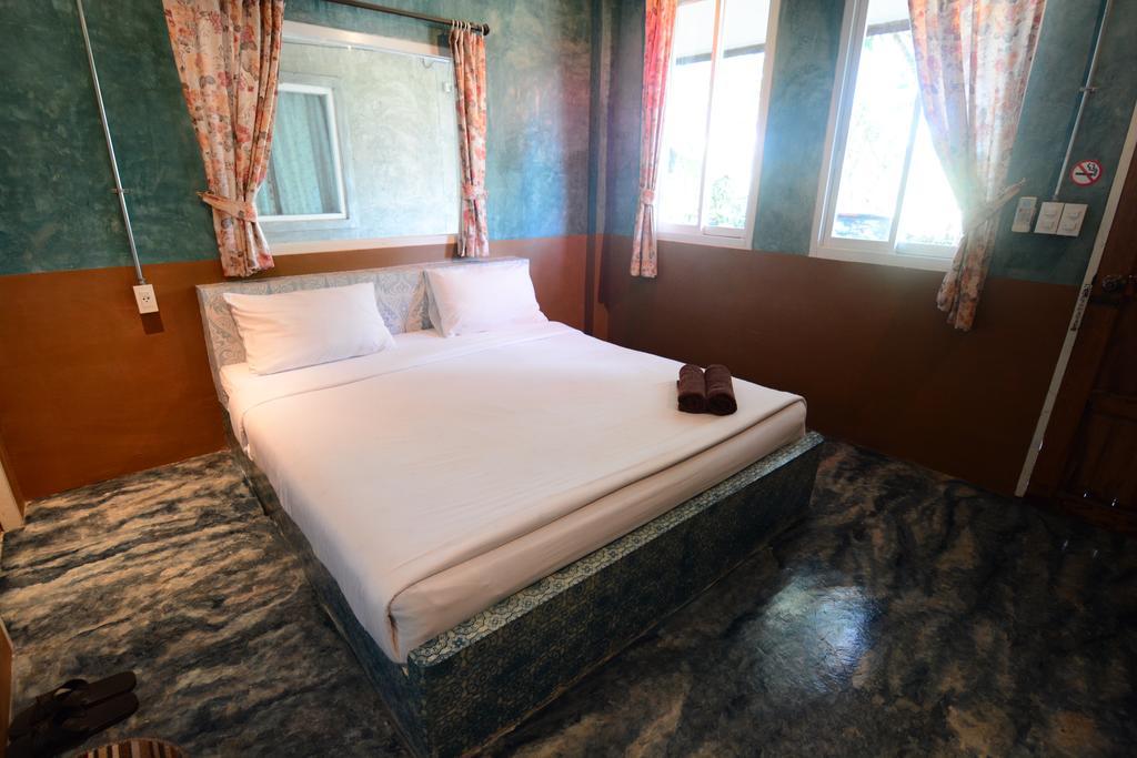 Sundara Guesthouse Nan Ngoại thất bức ảnh